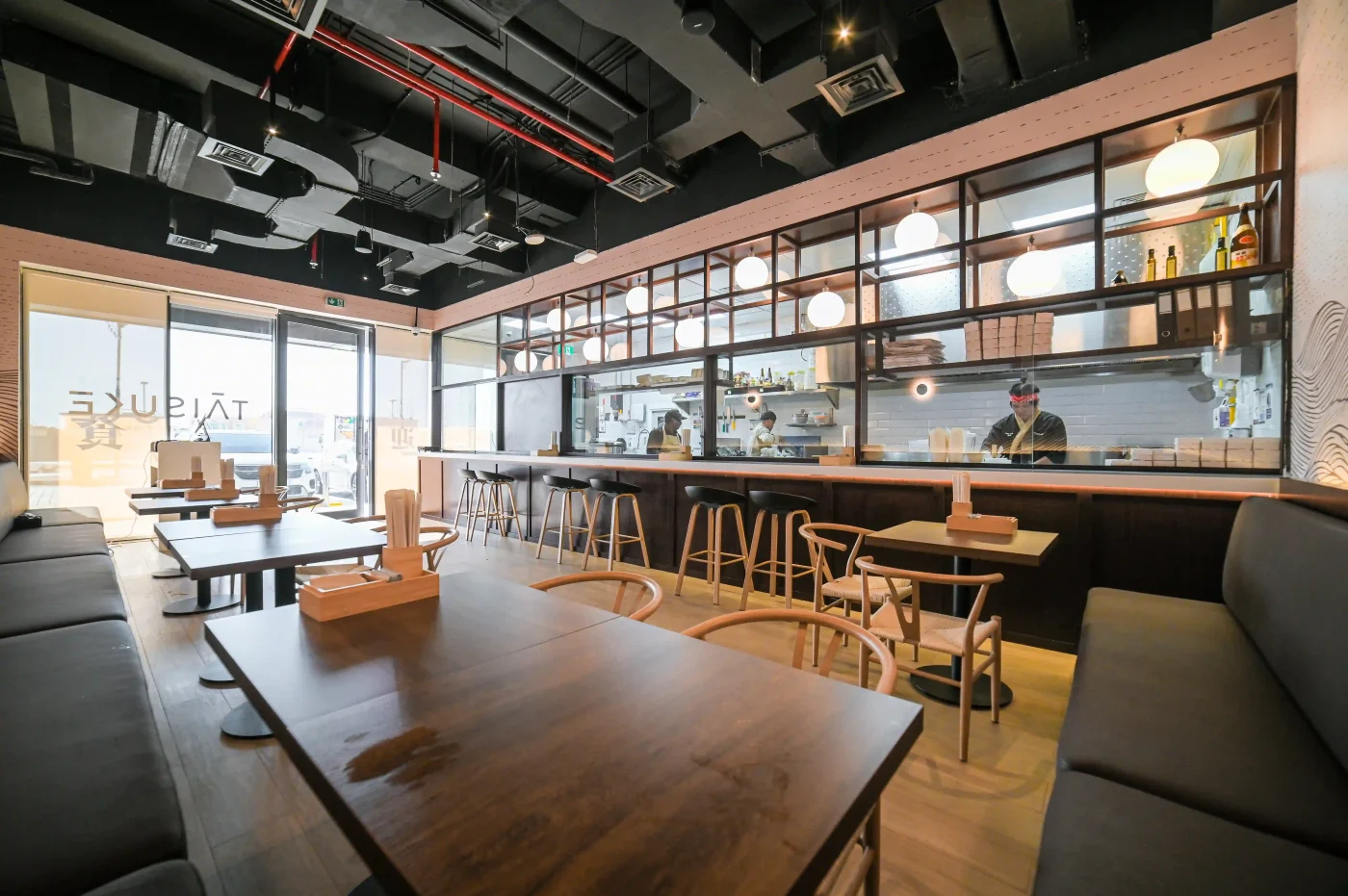 Luxury Retail Shop Fitting Dubai - UMI